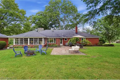 8201 Kellydale Street NW, Massillon, OH 44646 - Photo 40