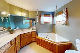 11065 Dunsby Ave NW, Uniontown, OH 44685 - Photo 16