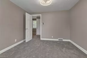 805 Greenwood Ave, Akron, OH 44320 - Photo 22
