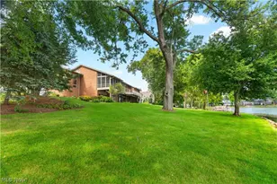 5234 Pinedrive Cir NW, Canton, OH 44718 - Photo 4
