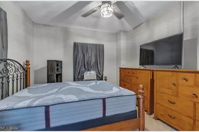 450 Lucy Street, Akron, OH 44306 - Photo 12