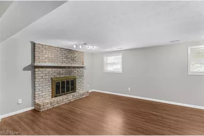5892 Yorktown Lane, Austintown, OH 44515 - Photo 16