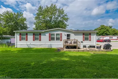 431 Westwoods, Amherst, OH 44001 - Photo 6