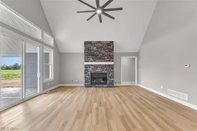 7706 Springfield Drive, Valley City, OH 44280 - Photo 8
