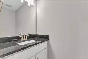 7706 Springfield Dr, Valley City, OH 44280 - Photo 32