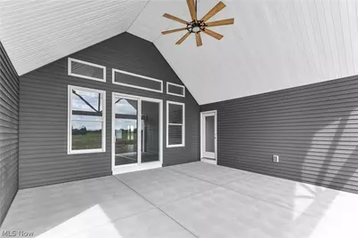 7706 Springfield Drive, Valley City, OH 44280 - Photo 4