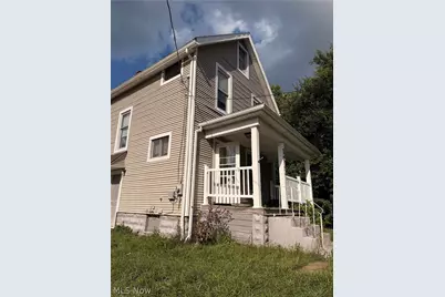 1611 10th Street SW, Canton, OH 44706 - Photo 2