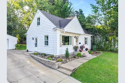 1195 Sawyer Avenue, Akron, OH 44310 - Photo 32