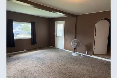 427 4th Street NW, New Philadelphia, OH 44663 - Photo 8
