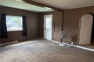 427 4th St NW, New Philadelphia, OH 44663 - Photo 8