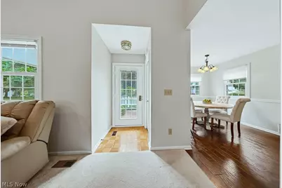 1310 Buckboard Lane, Grandview Heights, OH 44147 - Photo 4