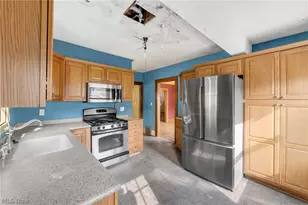 1559 Rosewood Ave, Oakwood, OH 44107 - Photo 16