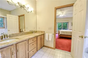 10370 Wilbert Dr, Kirtland, OH 44094 - Photo 24