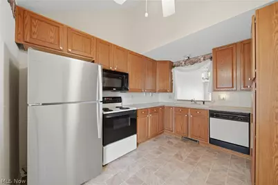 4435 Dalbury Avenue NE, Canton, OH 44714 - Photo 18