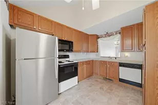 4435 Dalbury Ave NE, Canton, OH 44714 - Photo 18
