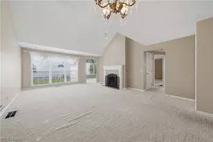 4435 Dalbury Ave NE, Canton, OH 44714 - Photo 4