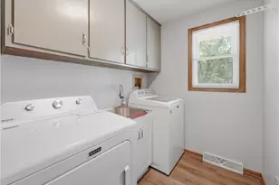 1633 Bennington Cir SW, North Canton, OH 44709 - Photo 14