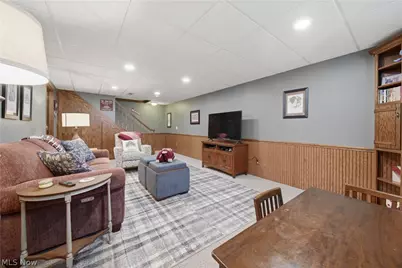 1633 Bennington Circle SW, North Canton, OH 44709 - Photo 28