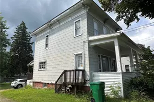 538 W Main St, Geneva, OH 44041 - Photo 2