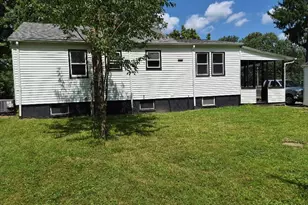 3962 Swain Dr, Norton, OH 44203 - Photo 2