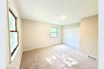 17610 Creekside Drive, Chagrin Falls, OH 44023 - Photo 20