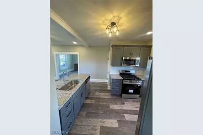134 Park Street NW, Navarre, OH 44662 - Photo 4