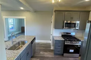 134 Park St NW, Navarre, OH 44662 - Photo 4