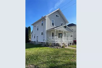 134 Park Street NW, Navarre, OH 44662 - Photo 2