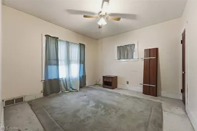 890 Hamlin Street, Akron, OH 44320 - Photo 16