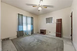890 Hamlin St, Akron, OH 44320 - Photo 16