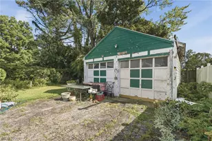 890 Hamlin St, Akron, OH 44320 - Photo 48