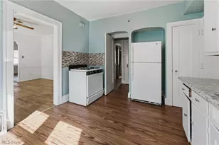 890 Hamlin St, Akron, OH 44320 - Photo 30