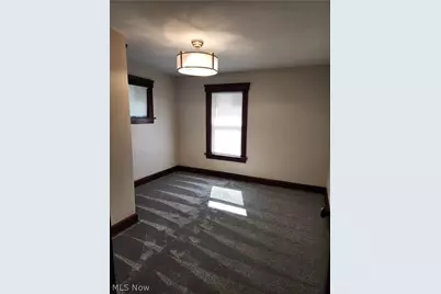 516 Bond Street, Elyria, OH 44035 - Photo 14