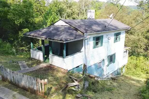 854 Spencer Ave, Steubenville, OH 43952 - Photo 4