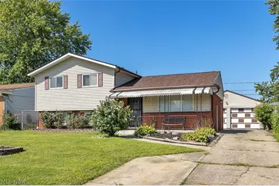 4610 Willow Avenue, Lorain, OH 44055 - Photo 2