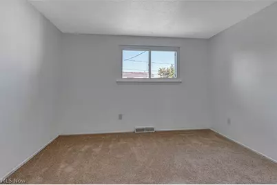 4610 Willow Avenue, Lorain, OH 44055 - Photo 12