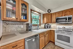 1195 Dartmouth Dr, Painesville Twp, OH 44077 - Photo 14