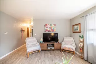 3907 S Schenley Ave, Youngstown, OH 44511 - Photo 10