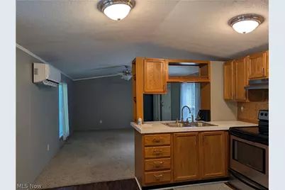 983 Wainwright Road SE, New Philadelphia, OH 44663 - Photo 8