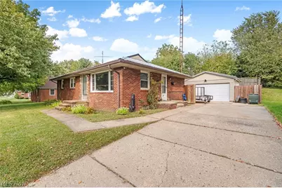 344 Rice Avenue NE, Canton, OH 44704 - Photo 2