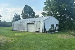 944 Hickman Rd, Waterford, OH 45786 - Photo 16