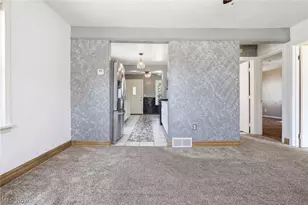 1489 E 361st St, Eastlake, OH 44095 - Photo 12