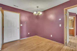 4305 E Strattford Circle E, Zanesville, OH 43701 - Photo 6