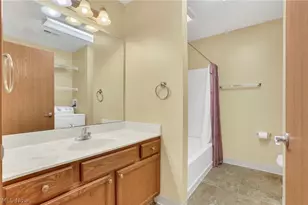 4305 E Strattford Circle E, Zanesville, OH 43701 - Photo 20