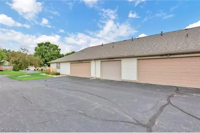 4305 E Strattford Circle E, Zanesville, OH 43701 - Photo 24
