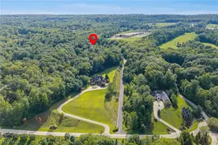 1088 River Woods Dr, Hinckley, OH 44233 - Photo 10