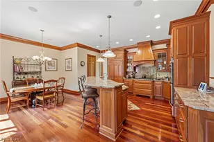 1088 River Woods Dr, Hinckley, OH 44233 - Photo 20