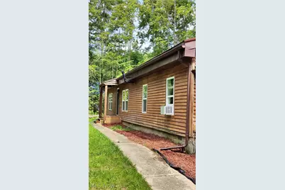 2860 Black Sea Road, Jefferson, OH 44047 - Photo 2