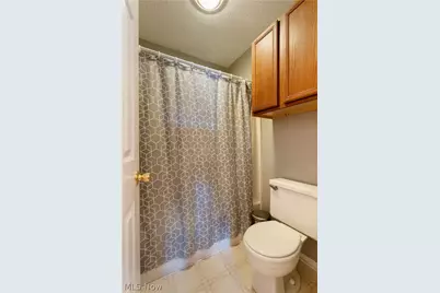 1206 W Maple Street, North Canton, OH 44720 - Photo 18