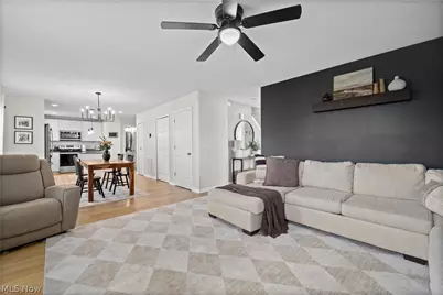 3622 Astor Lane, Lorain, OH 44053 - Photo 6